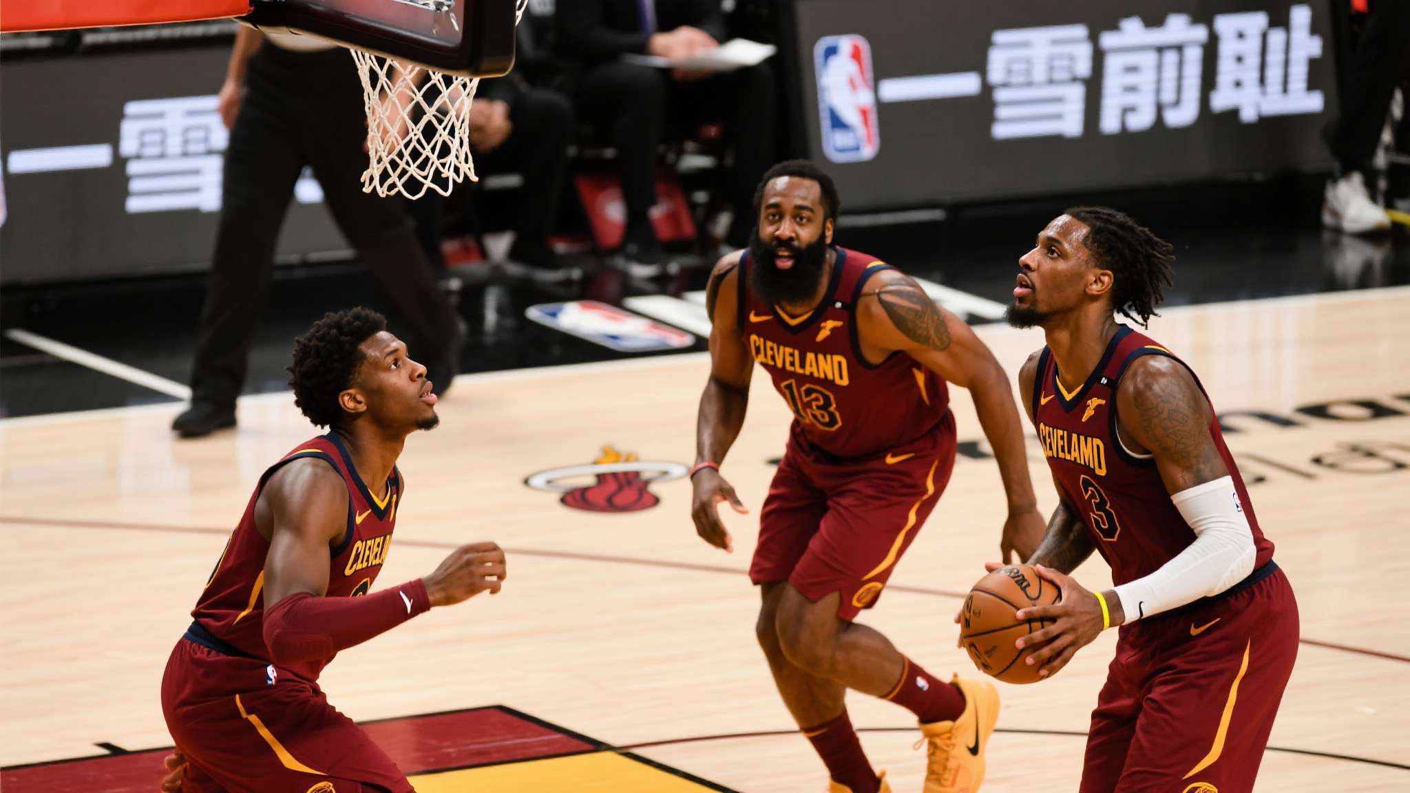前言
NBA赛场上没有永远的胜者，每一场碰撞都蕴藏着新的故事。就在最近的一次焦
